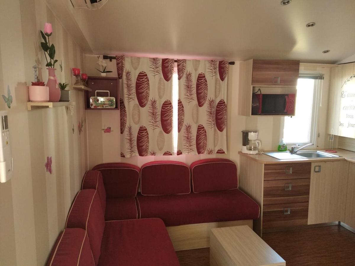 Mobilhome Camping Proche Des Plages Сен-Жан-де-Мон Екстериор снимка