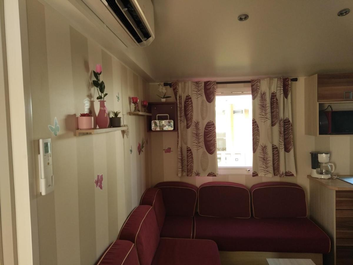 Mobilhome Camping Proche Des Plages Сен-Жан-де-Мон Екстериор снимка